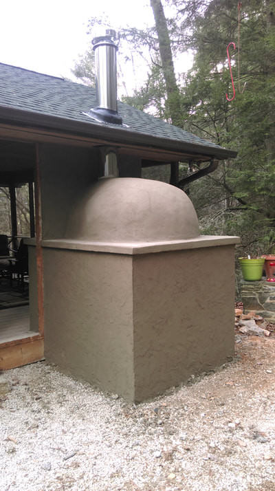 Zirconia, NC
Installation to screen porch:  Jim
Oven: FB Casa2G100