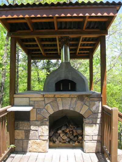 Black Mountain, NC
Installation Jim
Oven: Casa2G90 
Rock work by David Reed stone mason